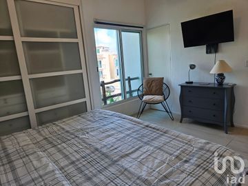 Departamento en Venta en Playacar Fase 2 | 3 Recámaras, Roof Privado y Alberca