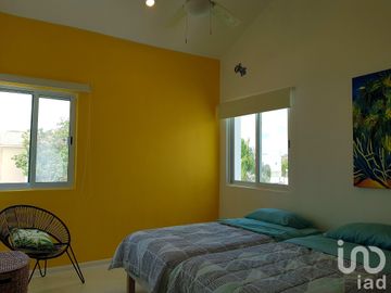 Departamento en Venta en Playacar Fase 2 | 3 Recámaras, Roof Privado y Alberca