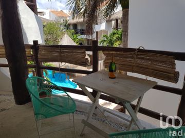 Departamento en Venta en Playacar Fase 2 | 3 Recámaras, Roof Privado y Alberca