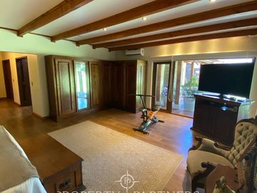 MAGNIFICA CASA DE CAMPO