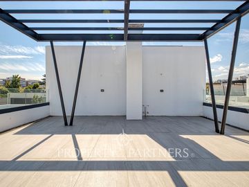 Espectacular y moderno Townhouse ubicado en barrio residencial, Las Condes