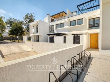 Espectacular y moderno Townhouse ubicado en barrio residencial, Las Condes