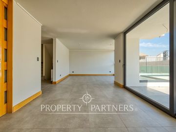 Espectacular y moderno Townhouse ubicado en barrio residencial, Las Condes