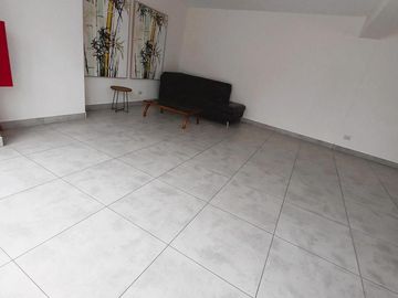 VENDO DPTO. + COCHERA EN JUAN DE ALIAGA LIM. CON SAN ISIDRO