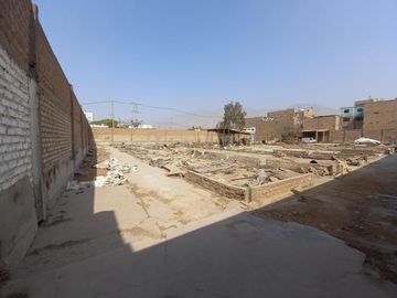 SE VENDE TERRENO DE 700m2 EN CIRUELOS - SAN JUAN DE LURIGANCHO