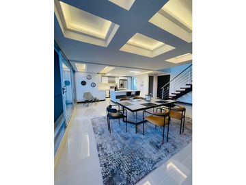 7066849 Venta Penthouse Amoblado en Poblado Milla de oro