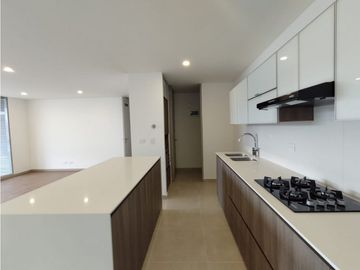 4120662 Venta Penthouse en el Poblado Oviedo