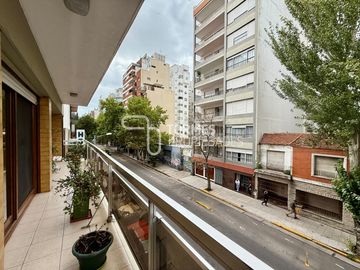 VENTA 4 ambientes con cochera y baulera - Plaza Mitre MDP