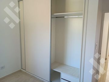 VENTA CASA 3 DORMITORIOS - B° PARAISOS DEL LIMAY, PLOTTIER