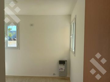 VENTA CASA 3 DORMITORIOS - B° PARAISOS DEL LIMAY, PLOTTIER