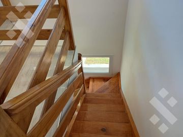 VENTA CASA 3 DORMITORIOS - B° PARAISOS DEL LIMAY, PLOTTIER