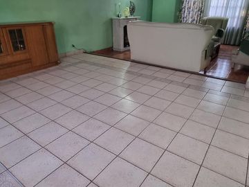 Casa en venta - 4 Dormitorios 4 Baños - Cochera - 497Mts2 - San Miguel