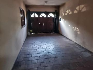 Casa en venta - 4 Dormitorios 4 Baños - Cochera - 497Mts2 - San Miguel