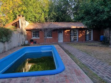 Casa en venta - 4 Dormitorios 4 Baños - Cochera - 497Mts2 - San Miguel