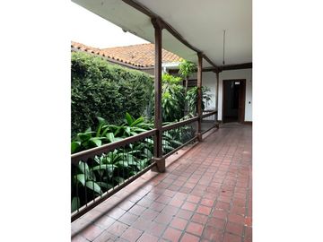 Venta de casa en el barrio  San Antonio