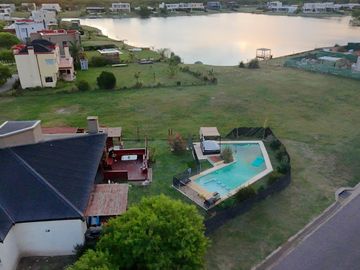 Espectacular Casa en Venta en Barrio San Sebastián - ESCOBAR - APTA CREDITO