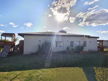 Espectacular Casa en Venta en Barrio San Sebastián - ESCOBAR - APTA CREDITO