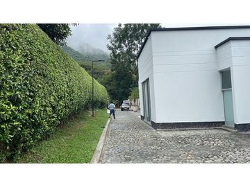 8192563 Venta Finca en San Jerónimo Antioquia
