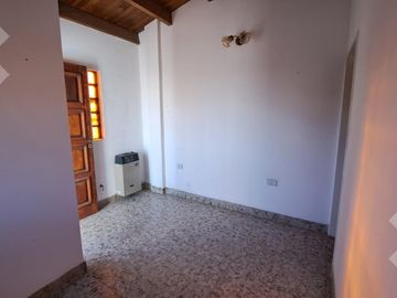 VENTA: CASA 2 DORMIT + DEPARTAM. 1 DORMIT + MONOAMBIENTE - ZONA PASEO PATAGONIA - NEUQUEN CAPITAL