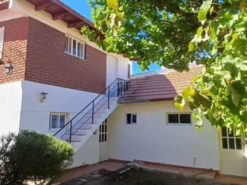VENTA: CASA 2 DORMIT + DEPARTAM. 1 DORMIT + MONOAMBIENTE - ZONA PASEO PATAGONIA - NEUQUEN CAPITAL