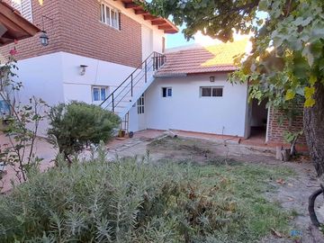 VENTA: CASA 2 DORMIT + DEPARTAM. 1 DORMIT + MONOAMBIENTE - ZONA PASEO PATAGONIA - NEUQUEN CAPITAL