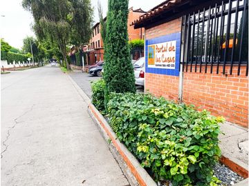 CASA VTA CNJ PORTAL CASAS METROP NORTE 3NIVELES 76M2 3HB 2BÑ PPC AL