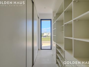 Casa en Venta 5 Ambientes a Estrenar Barrio Pilara La Calesa
