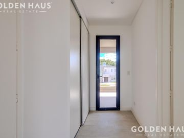Casa en Venta 5 Ambientes a Estrenar Barrio Pilara La Calesa