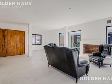 Casa en Venta 5 Ambientes a Estrenar Barrio Pilara La Calesa
