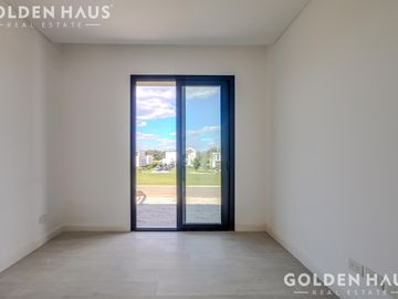 Casa en Venta 5 Ambientes a Estrenar Barrio Pilara La Calesa