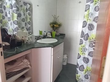 Casa en VENTA en una Planta en  El Ombu