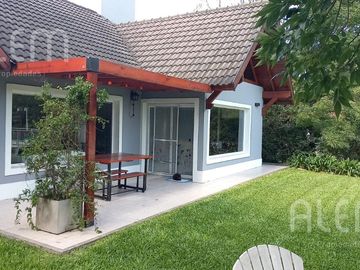 Casa en VENTA en una Planta en  El Ombu