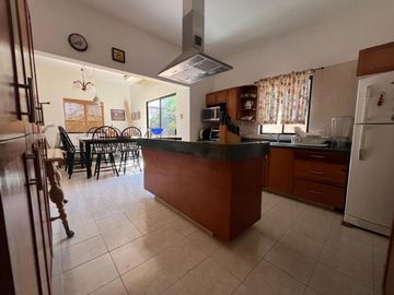 Quinta en Venta, El Huajuquito, Santiago