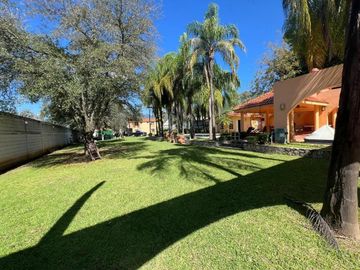 Quinta en Venta, El Huajuquito, Santiago