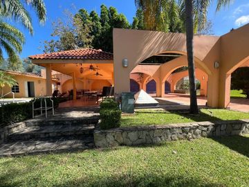 Quinta en Venta, El Huajuquito, Santiago