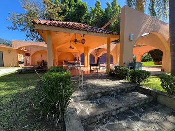 Quinta en Venta, El Huajuquito, Santiago