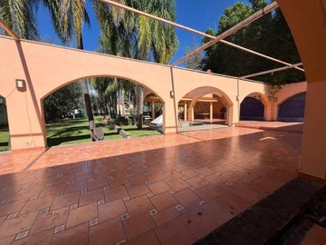 Quinta en Venta, El Huajuquito, Santiago