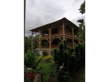 Se Vende Finca entre Quimbaya y Montenegro