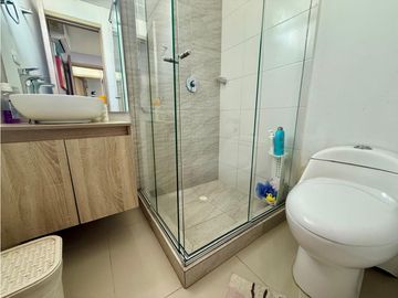 SE VENDE APARTAMENTO EN MARBELLA - MONTU