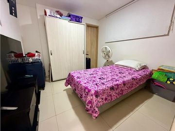 SE VENDE APARTAMENTO EN MARBELLA - MONTU