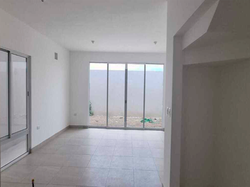 Casa en Venta en Dominio Cumbres, al Poniente de Monterrey