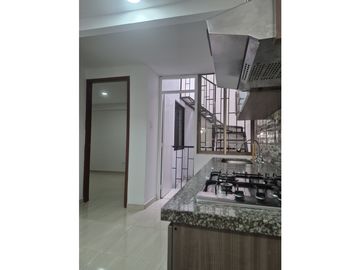 Vendo Casa Bifamiliar en Portales de Birmania, Pereira - Risaralda