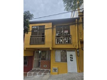Vendo Casa Bifamiliar en Portales de Birmania, Pereira - Risaralda