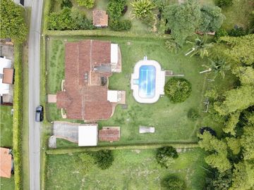 Casa campestre en venta sector Vía Aeropuerto El Edén