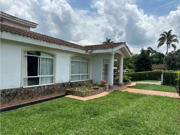 Casa campestre en venta sector Vía Aeropuerto El Edén