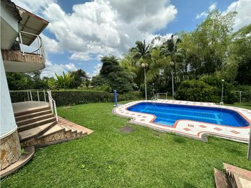 Casa campestre en venta sector Vía Aeropuerto El Edén
