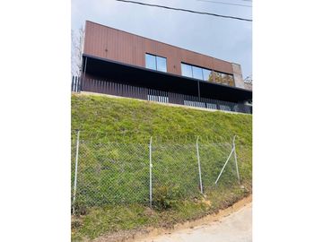 vendo casa finca Vía Rionegro San vicente Ferrer unidad cerrada