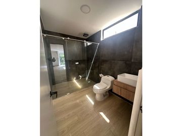 vendo casa finca Vía Rionegro San vicente Ferrer unidad cerrada