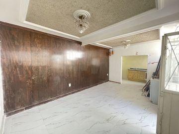 VENTA DE CASA PARA REMODELAR, A 10 MIN. DEL AEROPUERTO, GUSTAVO A MADERO