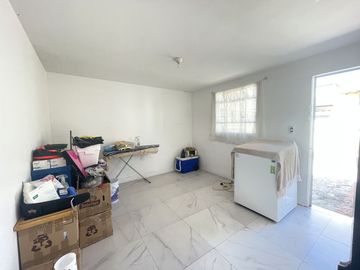 VENTA DE CASA PARA REMODELAR, A 10 MIN. DEL AEROPUERTO, GUSTAVO A MADERO